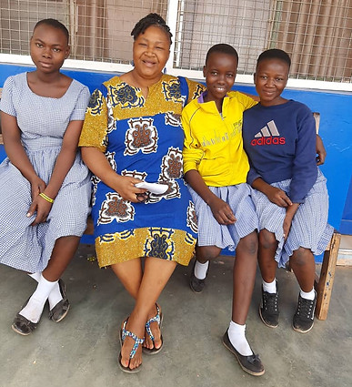 R-L Hifawu, Zenab, Naomi.jpg